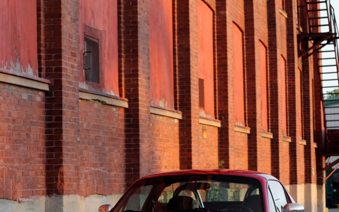 Life Tip from an Auto Insurance Broker: Buy the Red Car!